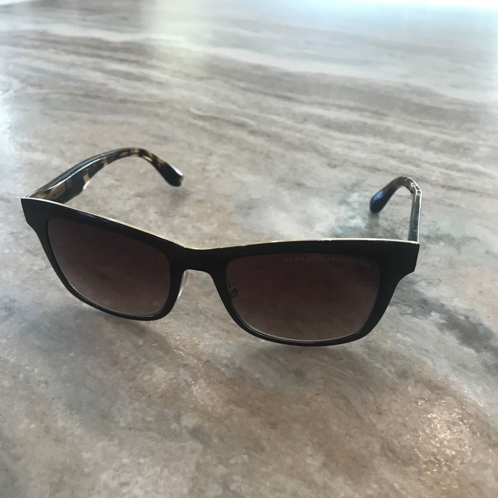 MARC by Marc Jacobs brown/turtle sunglasses
